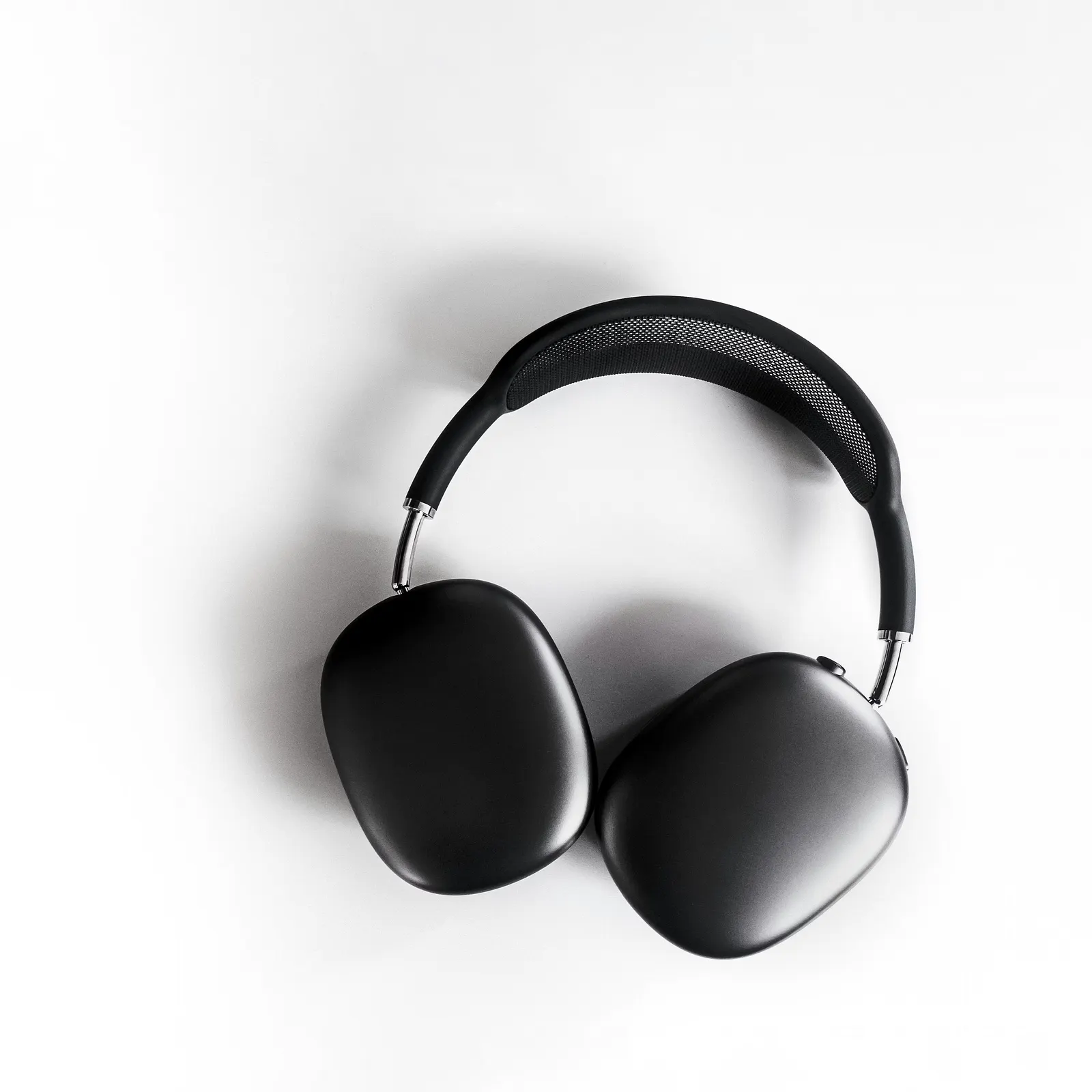 Premium wireless headphones